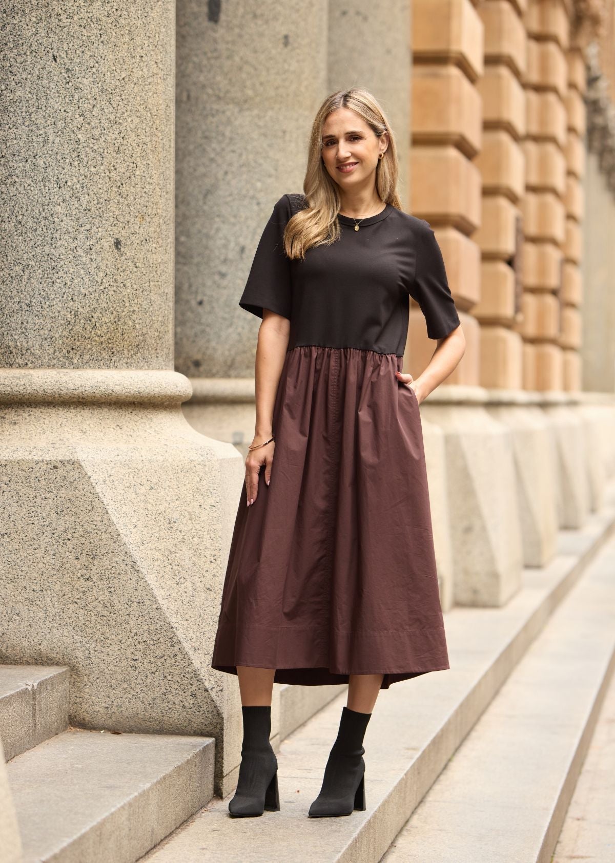 MIMI MIDI DRESS - BLACK/CHOCOLATE - PETITE
