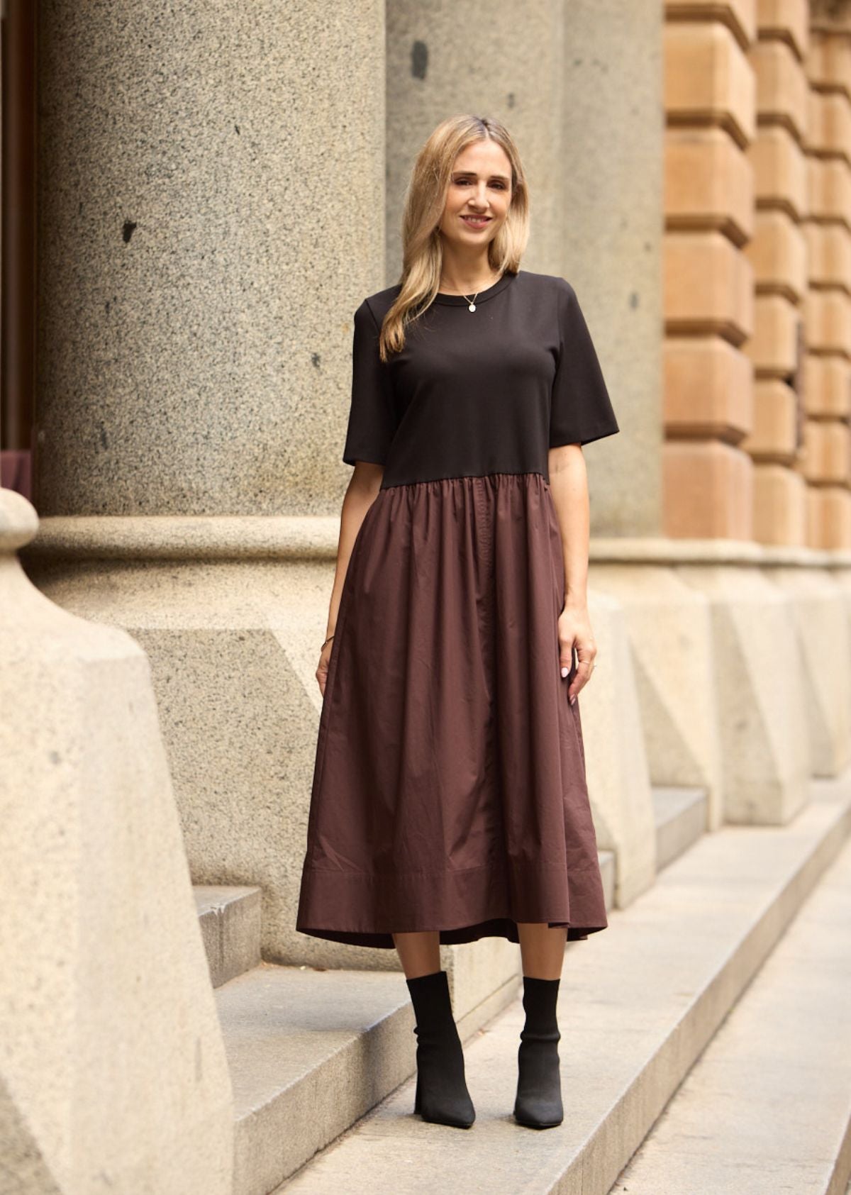 MIMI MIDI DRESS - BLACK/CHOCOLATE - PETITE