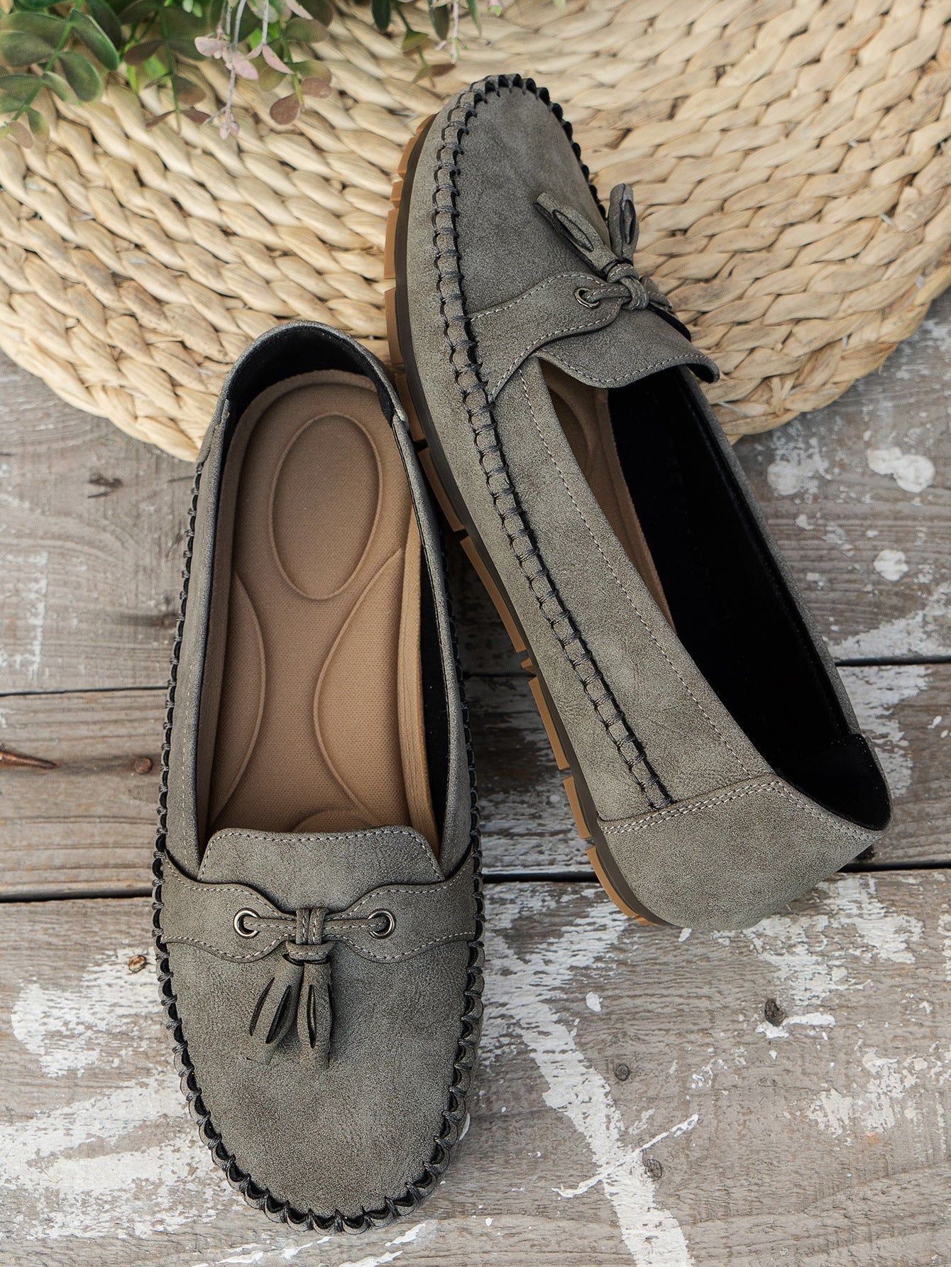 Goldenshore Women's Soft Slip-On Loafers - Casual Walking Flats & Comfortable Lightweight Shoes