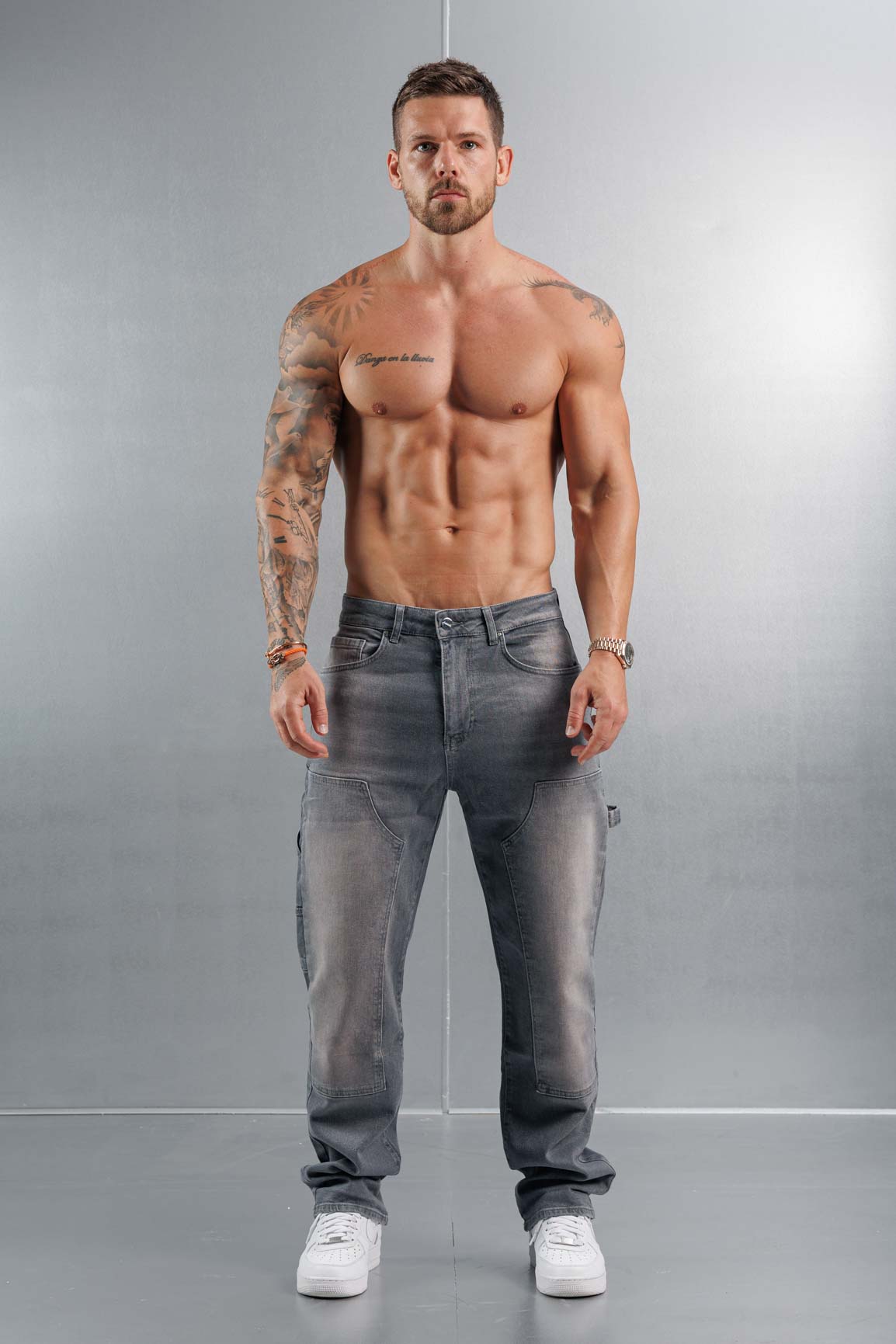 Golden Shore Men's Relaxed Fit Carpenter Jeans - Straight-Leg Denim Utility Pants, Classic Grey